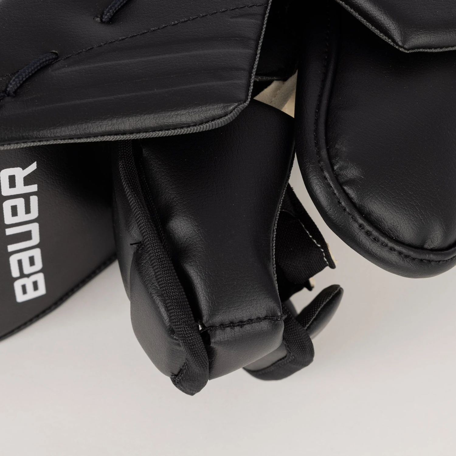 Bauer GSX Senior Goalie Blocker S23 11 Bauer GSX Senior Goalie Blocker S23 - Image 11