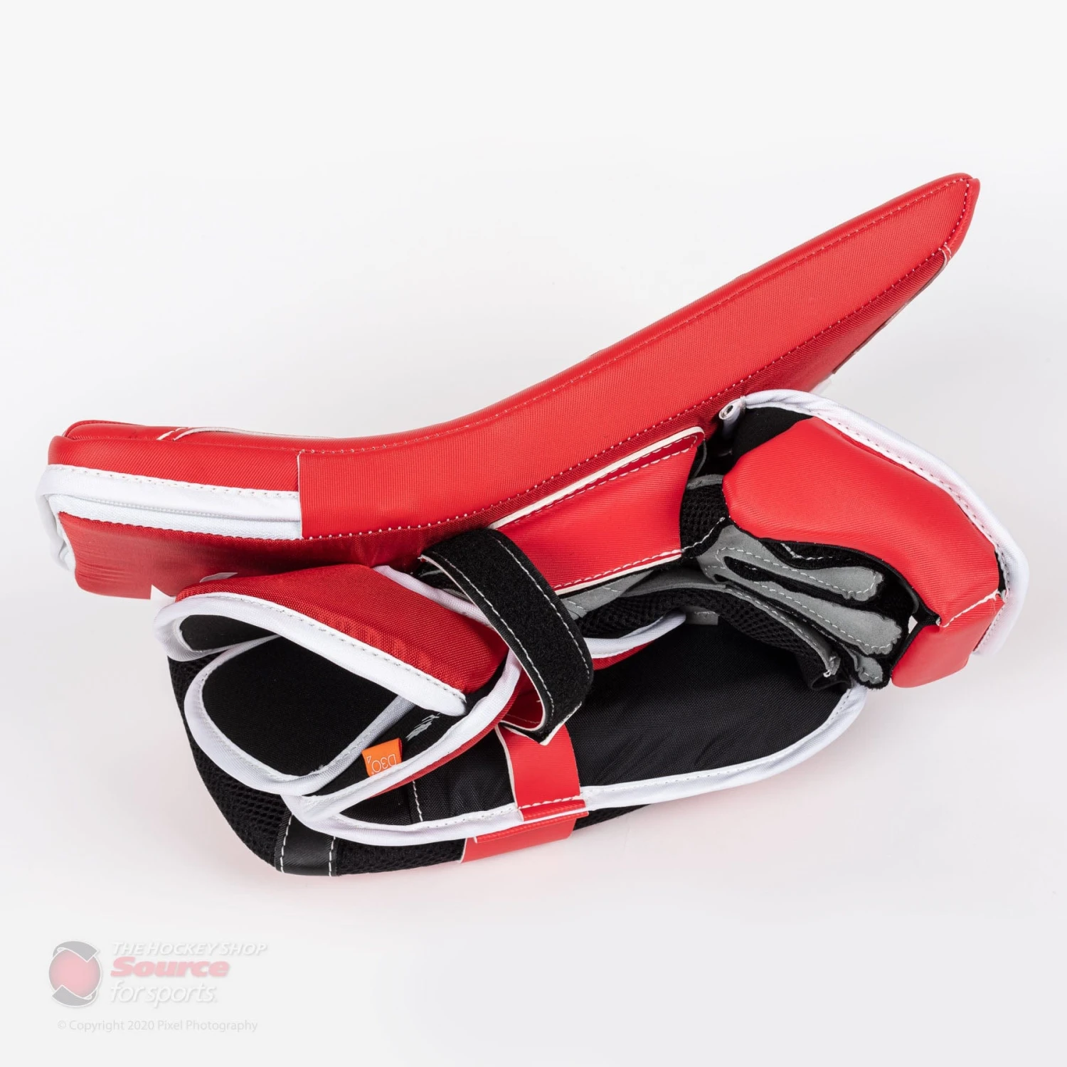 CCM Axis A1.9 Intermediate Goalie Blocker - Source Exclusive 13 CCM Axis A1.9 Intermediate Goalie Blocker - Source Exclusive - Image 13