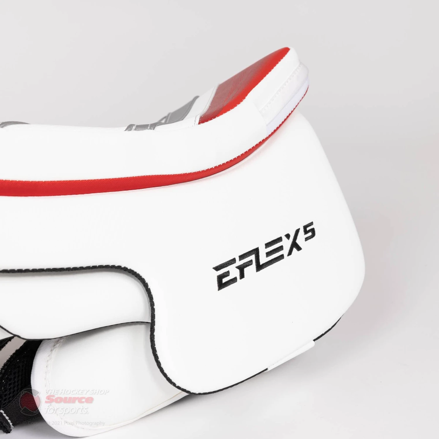 CCM Extreme Flex 5 Senior Goalie Blocker 4 CCM Extreme Flex 5 Senior Goalie Blocker - Image 4