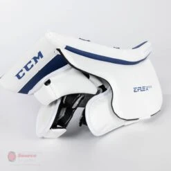 CCM Extreme Flex E5.5 Junior Goalie Blocker 16 CCM Extreme Flex E5.5 Junior Goalie Blocker -Top Hockey ccm blockers ccm extreme flex e5 5 junior goalie blocker 27988469153858