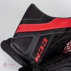 CCM Axis Senior Goalie Catcher - 600 Break Angle -Top Hockey ccm catchers ccm axis senior goalie catcher 600 break angle black red black regular 14364028534850