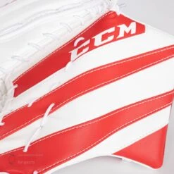 CCM Extreme Flex E5.5 Youth Goalie Catcher -Top Hockey ccm catchers ccm extreme flex e5 5 youth goalie catcher 27972558979138