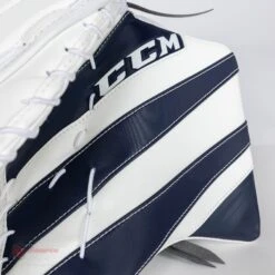 CCM Extreme Flex E5.9 Intermediate Goalie Catcher -Top Hockey ccm catchers ccm extreme flex e5 9 intermediate goalie catcher 27988516634690
