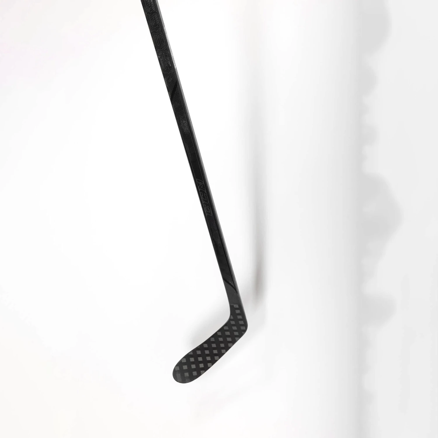 CCM RIBCOR Platinum Intermediate Hockey Stick (2020) 2 CCM RIBCOR Platinum Intermediate Hockey Stick (2020) - Image 2