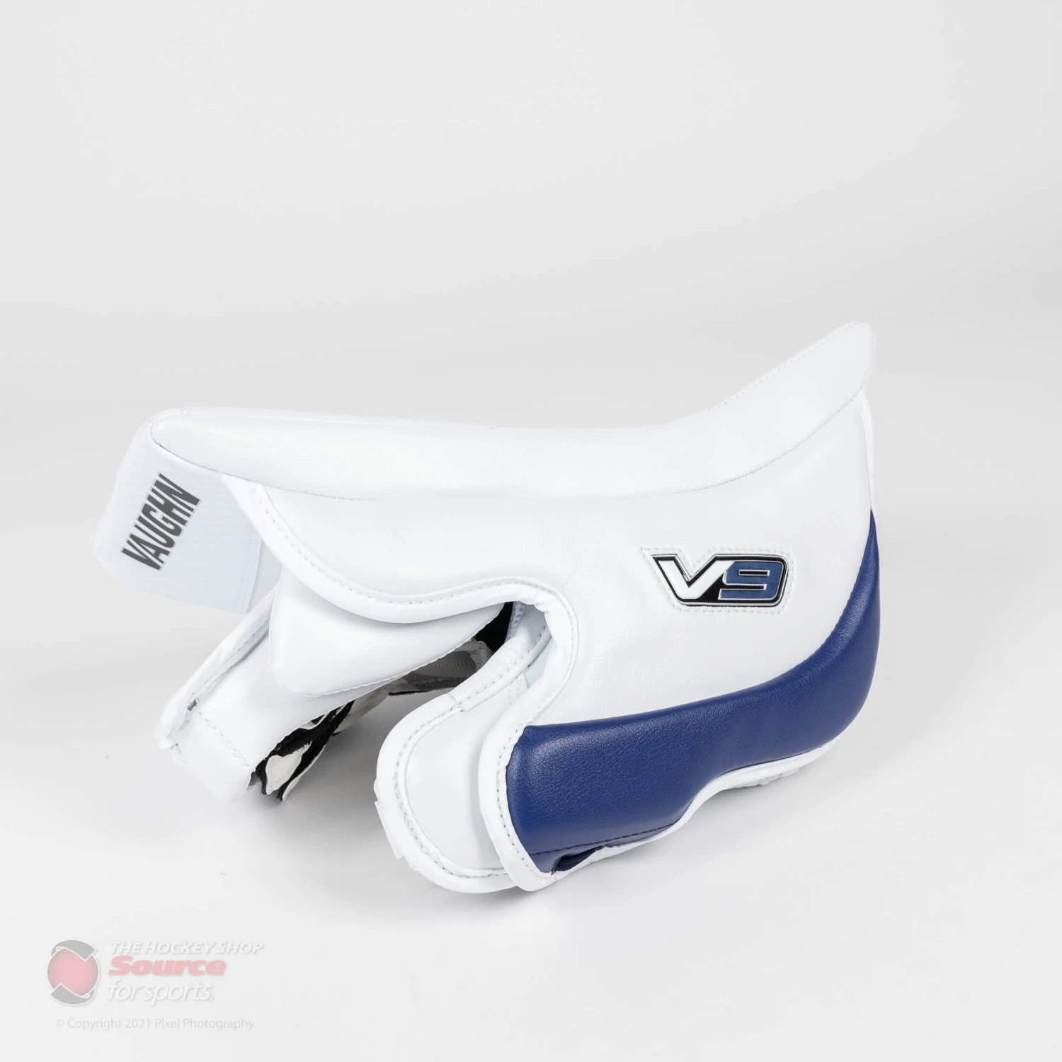 Vaughn Velocity V9 Pro Carbon Senior Goalie Blocker - Swirl Graphic 15 Vaughn Velocity V9 Pro Carbon Senior Goalie Blocker - Swirl Graphic - Image 15