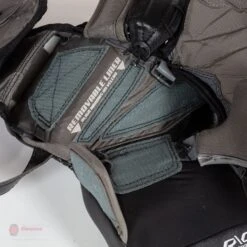 Warrior Ritual G5 Pro Senior Goalie Catcher 30 Warrior Ritual G5 Pro Senior Goalie Catcher -Top Hockey warrior catchers warrior ritual g5 pro senior goalie catcher 14051005333570