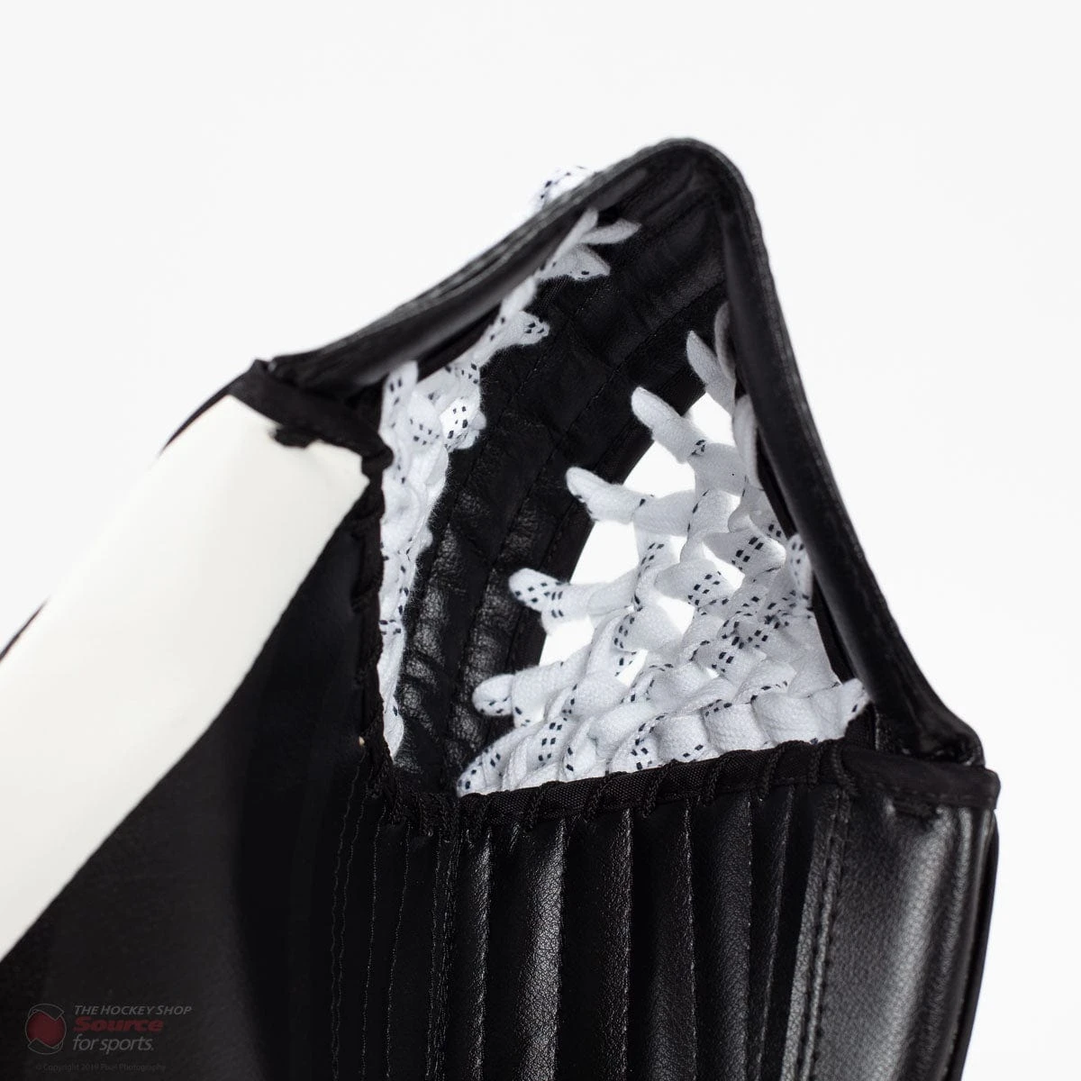 Warrior Ritual GT2 Junior Goalie Catcher - Source Exclusive 4 Warrior Ritual GT2 Junior Goalie Catcher - Source Exclusive - Image 4